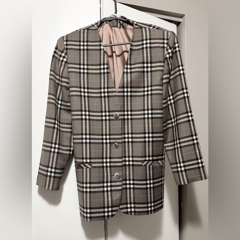 Coat - Picture 2 of 3